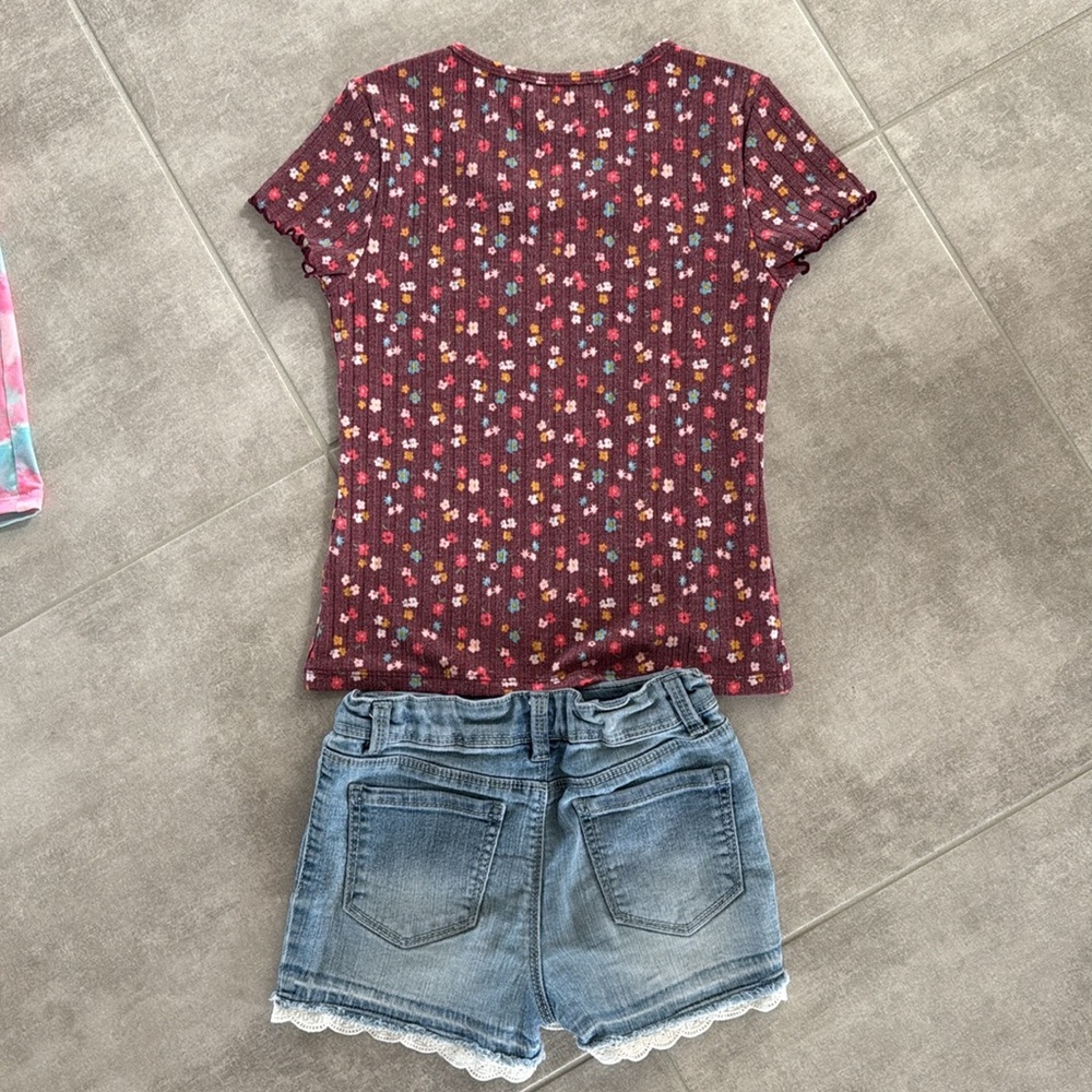 8 Piece Girl's Size 7-8 Mix & Match Tops, Shorts, Dress Bundle - Gently Worn - Picture 4 of 16